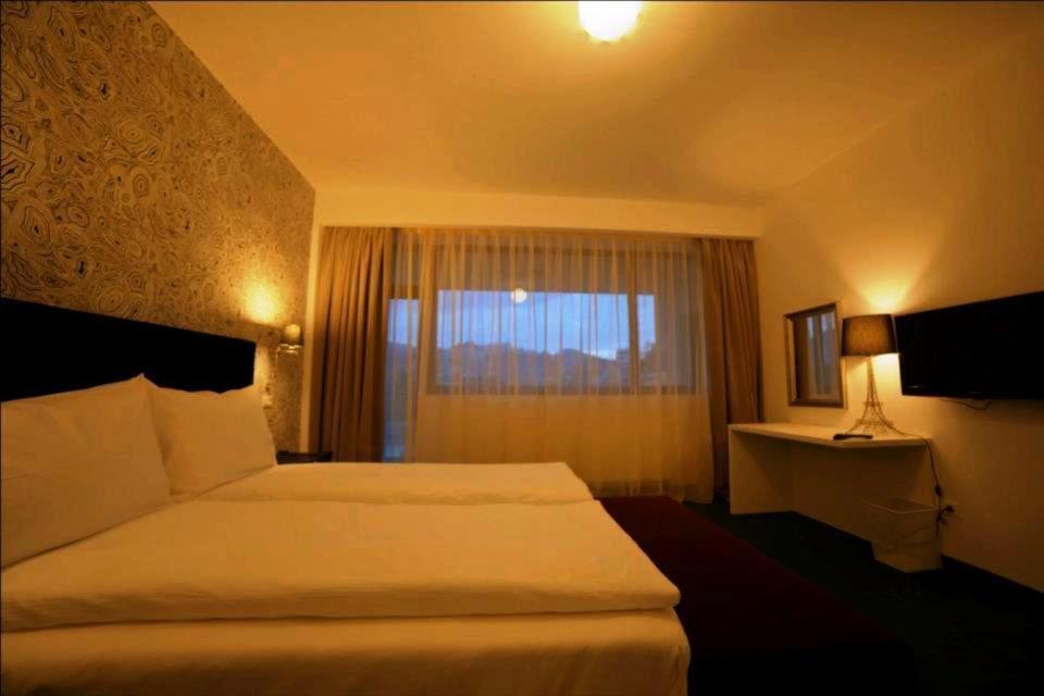 براشوف Apart Hotel Vlad Tepes المظهر الخارجي الصورة