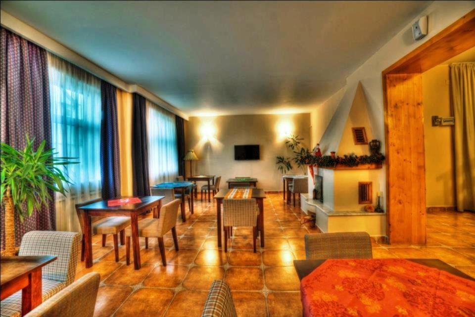 براشوف Apart Hotel Vlad Tepes المظهر الخارجي الصورة