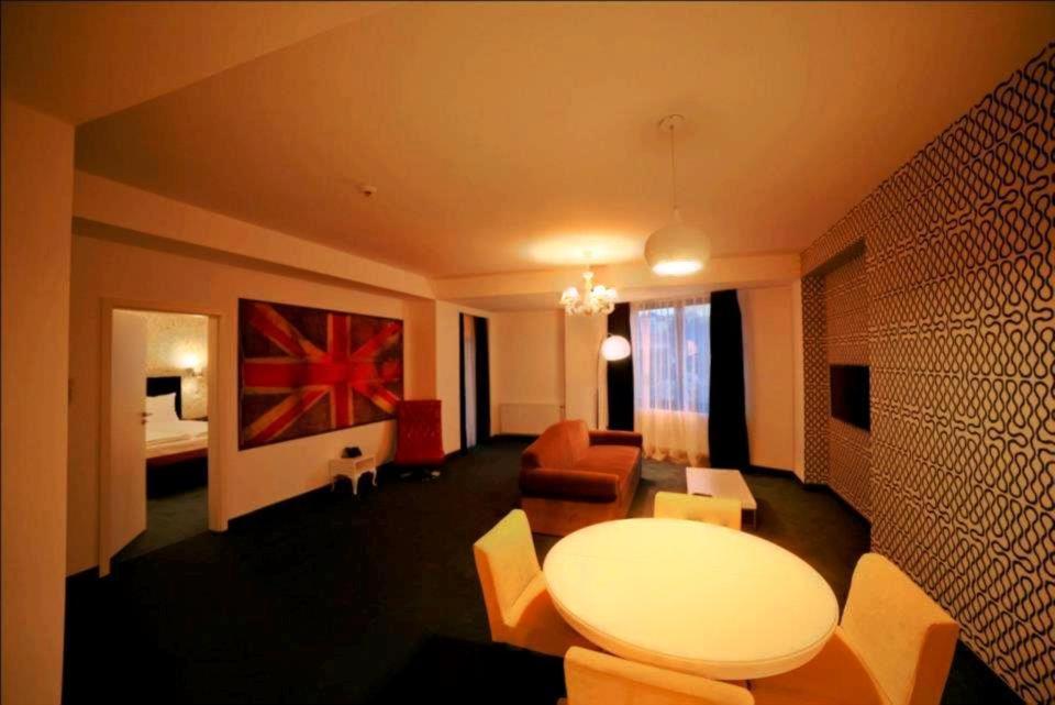 براشوف Apart Hotel Vlad Tepes المظهر الخارجي الصورة